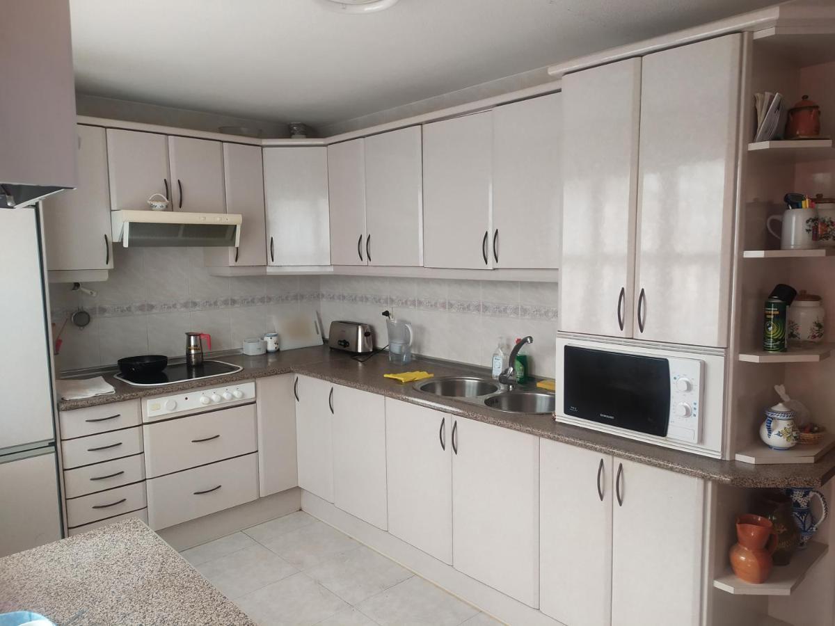 Habitacion Privada Triple Toledo Kültér fotó
