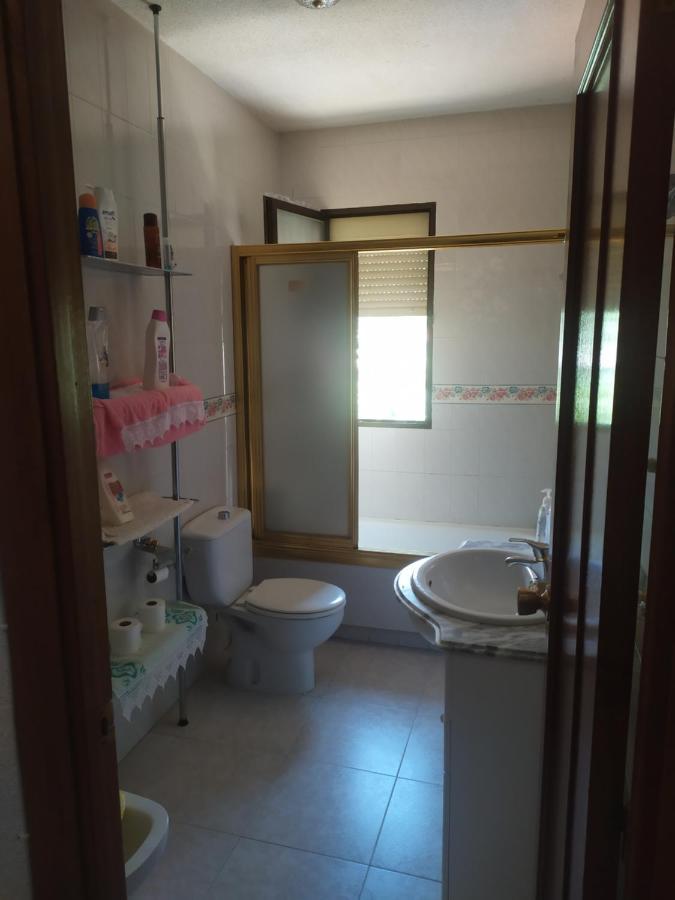 Habitacion Privada Triple Toledo Kültér fotó