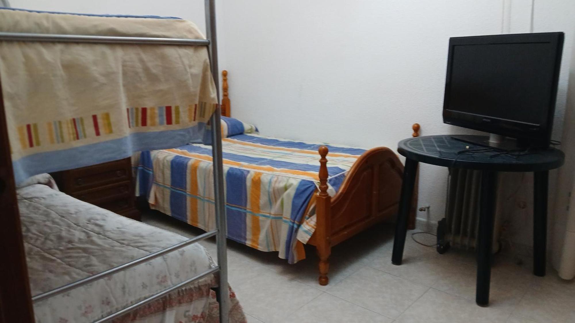 Habitacion Privada Triple Toledo Kültér fotó