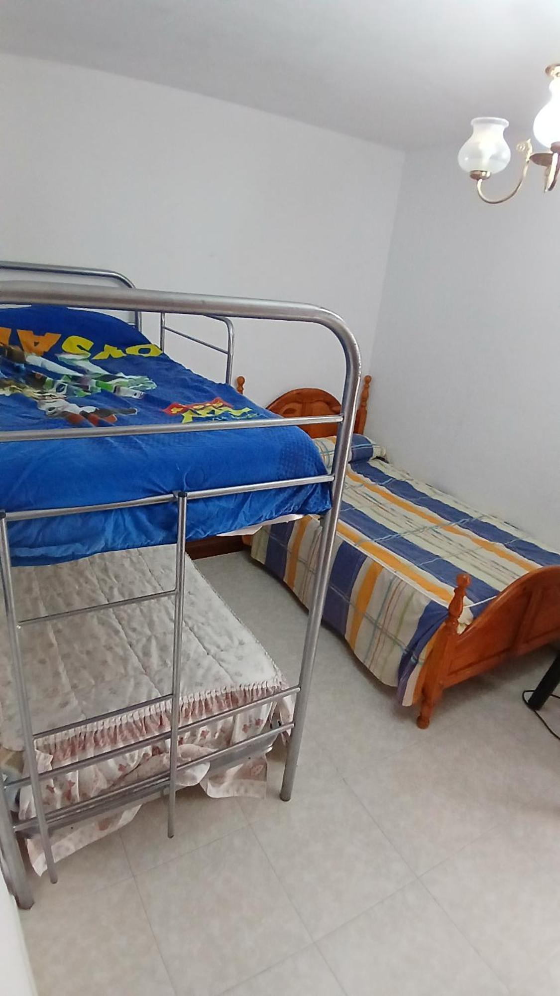 Habitacion Privada Triple Toledo Kültér fotó