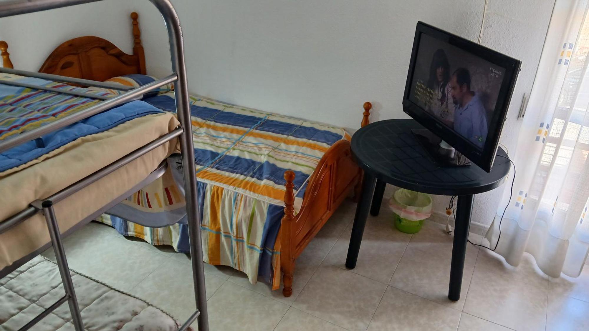 Habitacion Privada Triple Toledo Kültér fotó