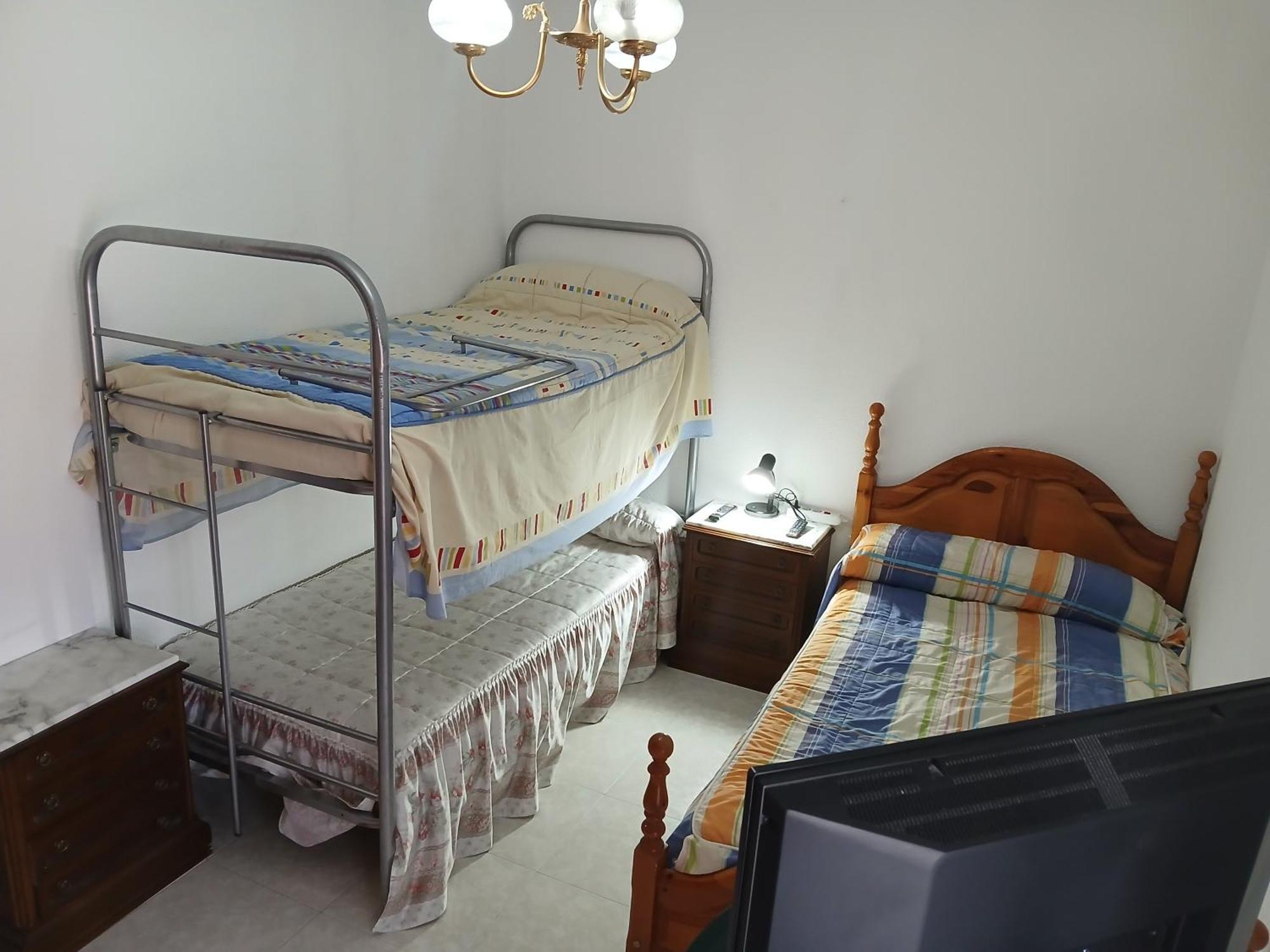 Habitacion Privada Triple Toledo Kültér fotó