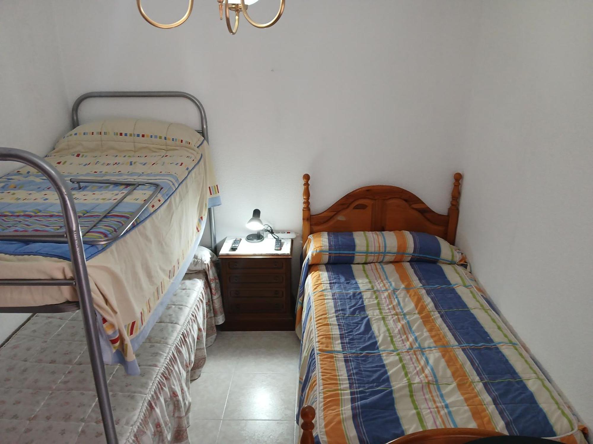 Habitacion Privada Triple Toledo Kültér fotó